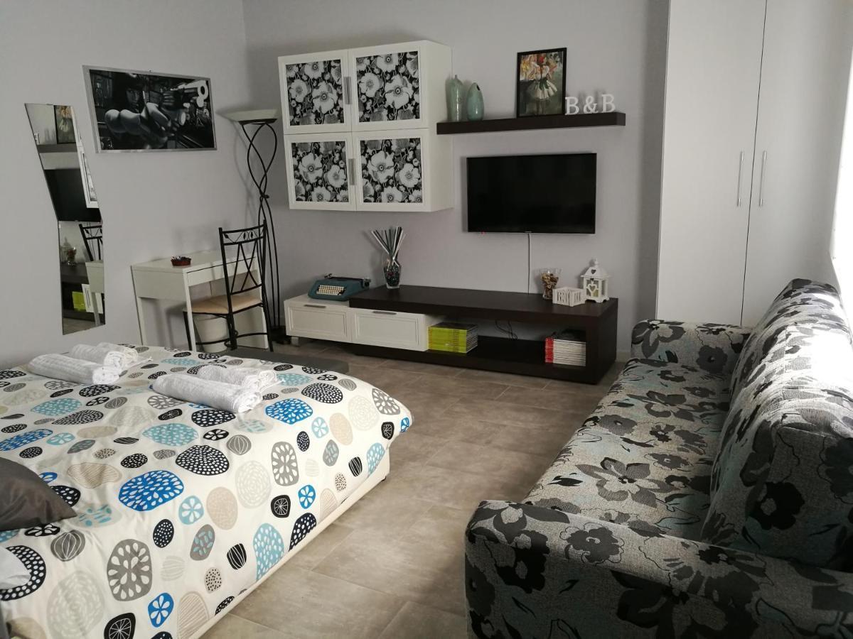 كاستلداتشا B&B A Casa Dell'Artista المظهر الخارجي الصورة